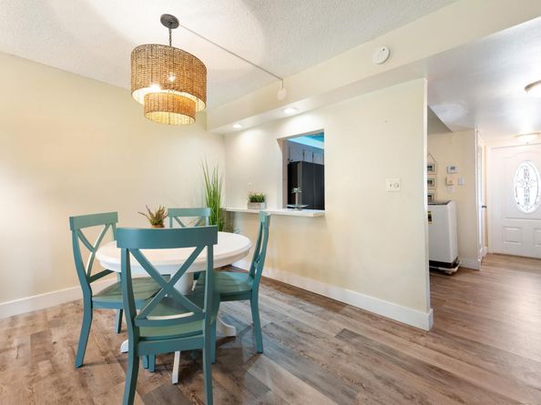 311 S Hollybrook Dr 104, Pembroke Pines FL 33025