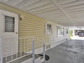 1681 SW 83rd Ter, Davie FL 33324