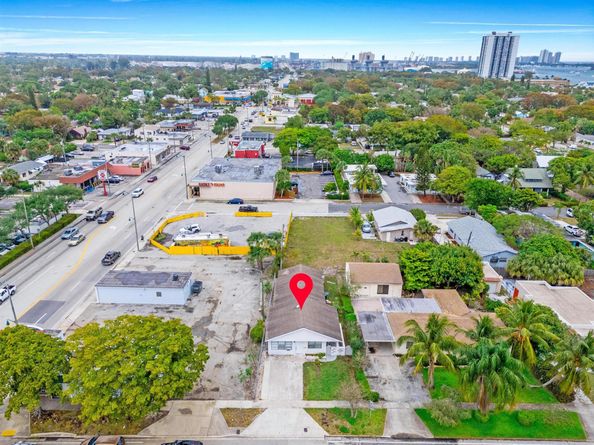 531 45th Street, West Palm Beach FL 33407