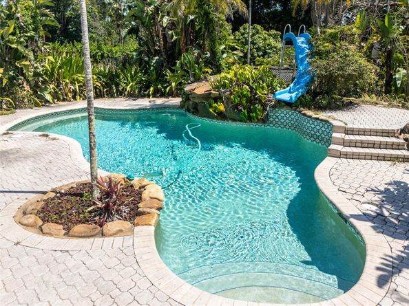 14463 SW 16th Ct, Davie FL 33325