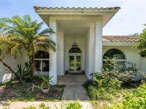 14463 SW 16th Ct, Davie FL 33325
