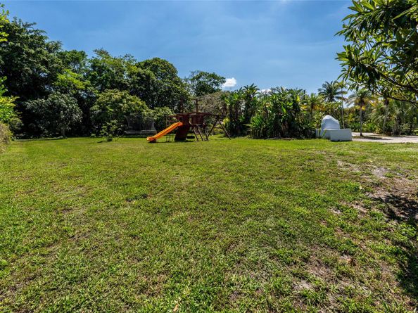 14463 SW 16th Ct, Davie FL 33325