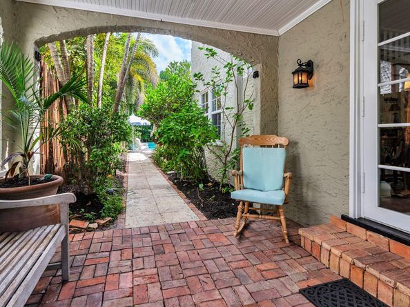 138 Greymon Drive, West Palm Beach FL 33405