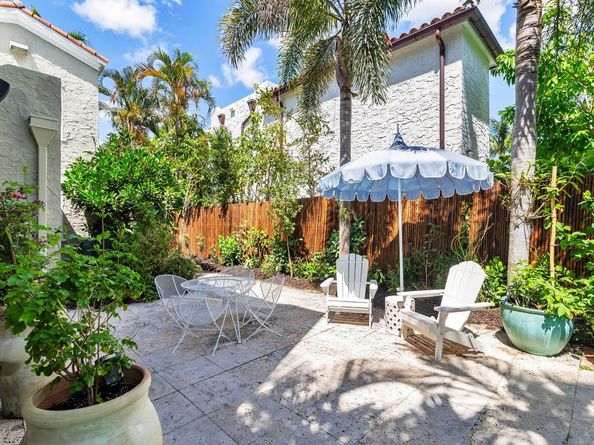 138 Greymon Drive, West Palm Beach FL 33405