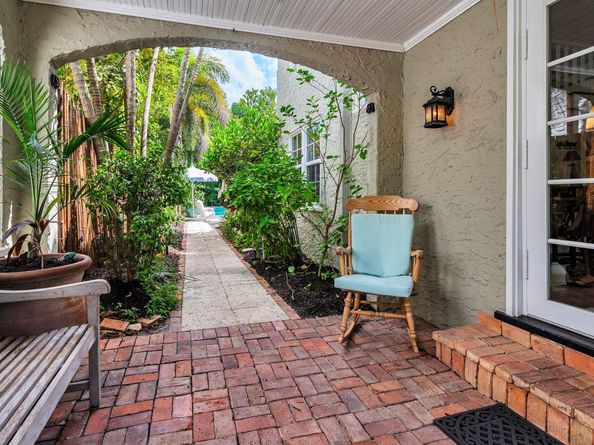 138 Greymon Drive, West Palm Beach FL 33405