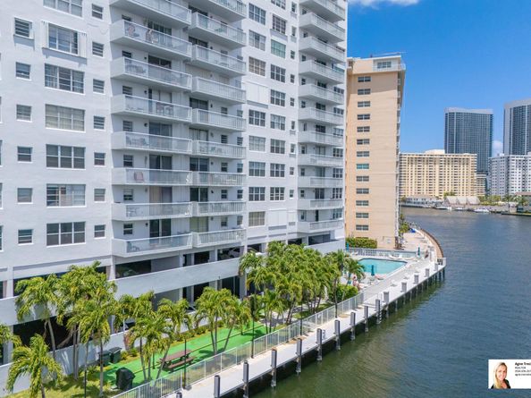 137 Golden Isles Drive 806, Hallandale Beach FL 33009