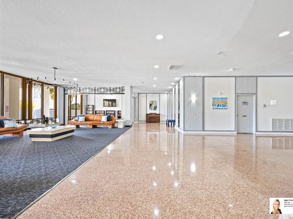 137 Golden Isles Drive 806, Hallandale Beach FL 33009