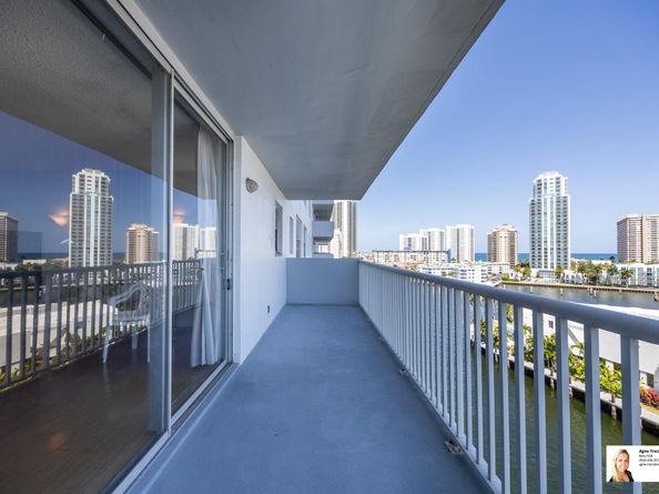 137 Golden Isles Drive 806, Hallandale Beach FL 33009