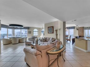 301 N Birch Rd 8N, Fort Lauderdale FL 33304