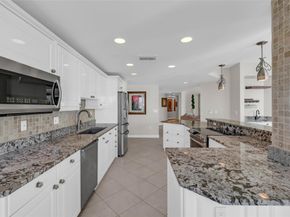 301 N Birch Rd 8N, Fort Lauderdale FL 33304