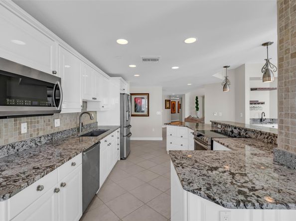 301 N Birch Rd 8N, Fort Lauderdale FL 33304