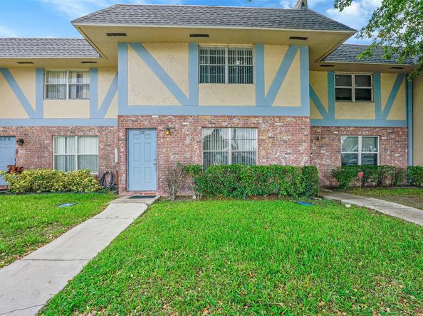 7505 Kimberly Blvd 127, North Lauderdale FL 33068