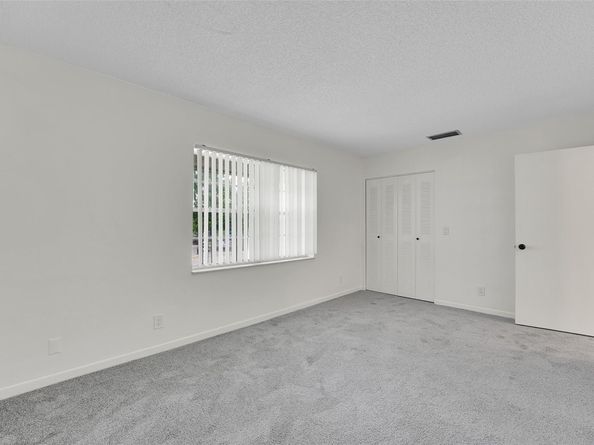 7505 Kimberly Blvd 127, North Lauderdale FL 33068