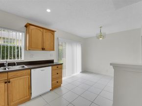 7505 Kimberly Blvd 127, North Lauderdale FL 33068