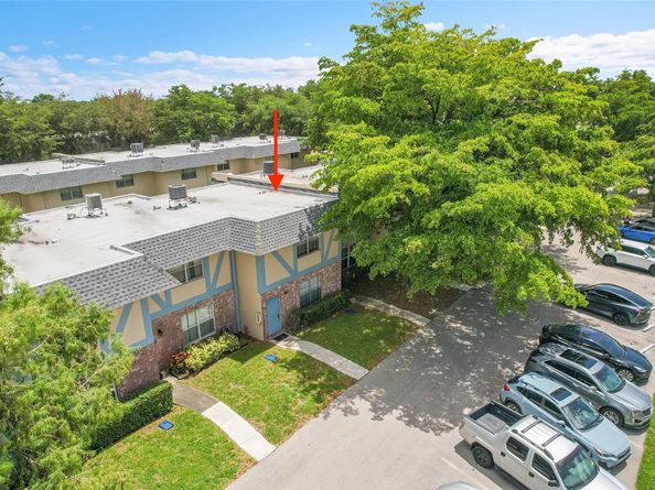 7505 Kimberly Blvd 127, North Lauderdale FL 33068