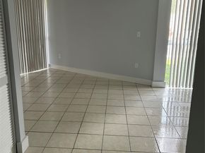 7035 NW 186th St D111, Hialeah FL 33015