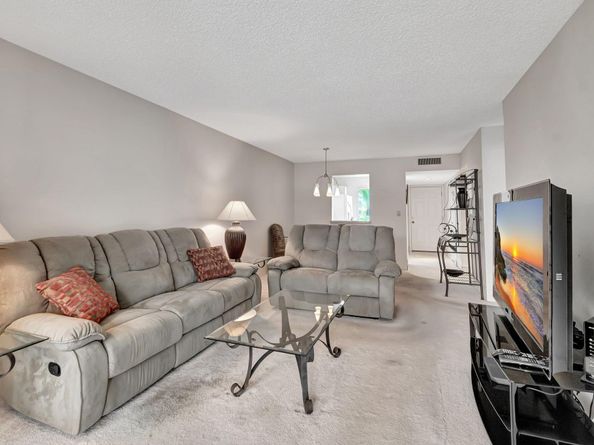 6795 Huntington Lane 107, Delray Beach FL 33446