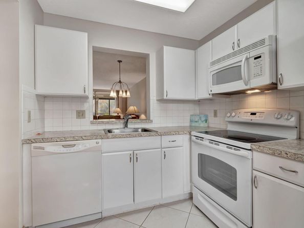 6795 Huntington Lane 107, Delray Beach FL 33446