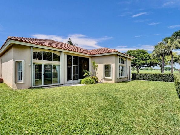 5639 Bermuda Dunes Circle, Lake Worth FL 33463