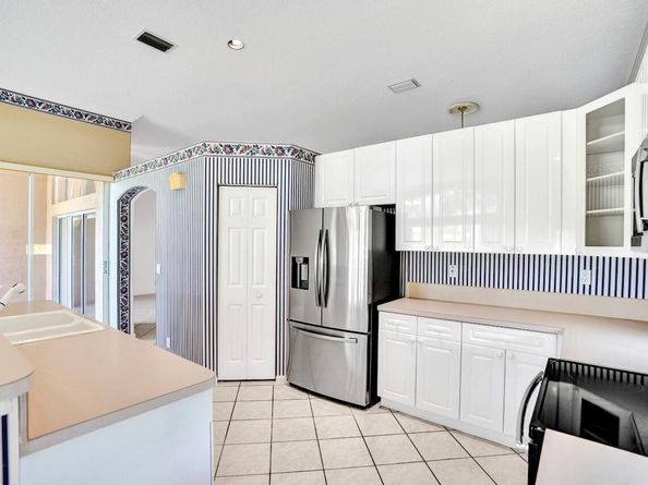 5639 Bermuda Dunes Circle, Lake Worth FL 33463