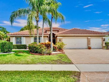 5639 Bermuda Dunes Circle