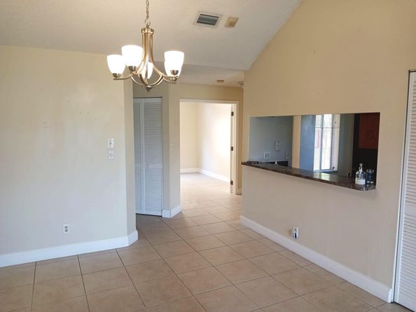 1055 Coral Club Dr 1055, Coral Springs FL 33071