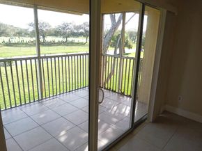 1055 Coral Club Dr 1055, Coral Springs FL 33071