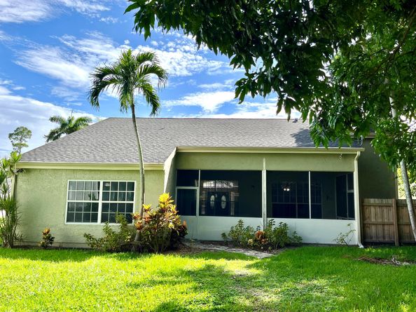 1112 Wild Cherry Lane, Wellington FL 33414