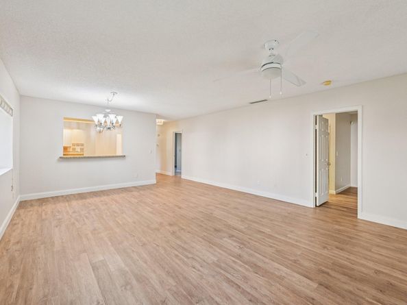 1103 Duncan Circle 104, Palm Beach Gardens FL 33418