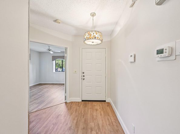 1103 Duncan Circle 104, Palm Beach Gardens FL 33418