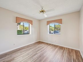 1103 Duncan Circle 104, Palm Beach Gardens FL 33418