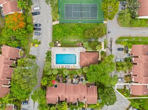 360 City View Dr, Fort Lauderdale FL 33311