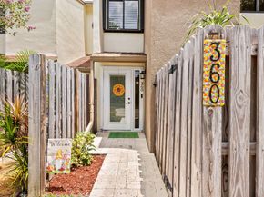 360 City View Dr, Fort Lauderdale FL 33311