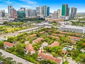 360 City View Dr, Fort Lauderdale FL 33311