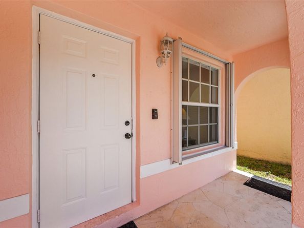 4042 Eastridge Cir, Deerfield Beach FL 33064