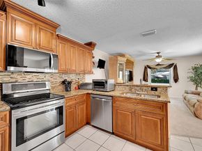 4042 Eastridge Cir, Deerfield Beach FL 33064