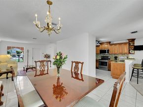 4042 Eastridge Cir, Deerfield Beach FL 33064