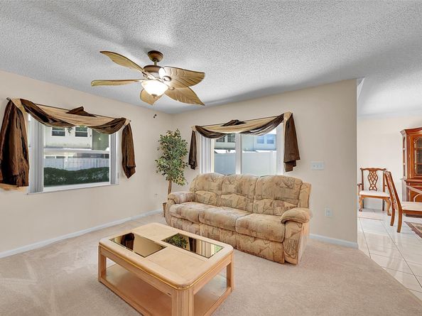 4042 Eastridge Cir, Deerfield Beach FL 33064