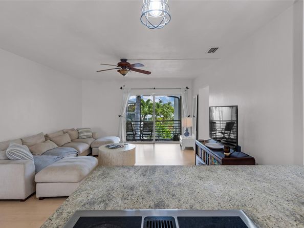 1535 SE 15th St 305, Fort Lauderdale FL 33316