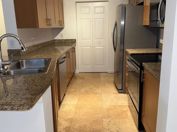 3111 Clint Moore Road 102, Boca Raton FL 33496