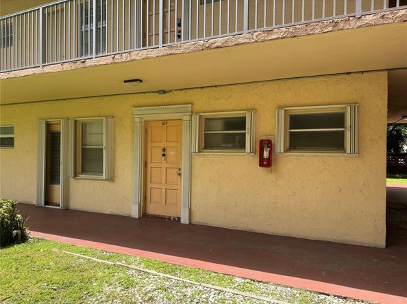 4151 NW 41st St 109, Lauderdale Lakes FL 33319
