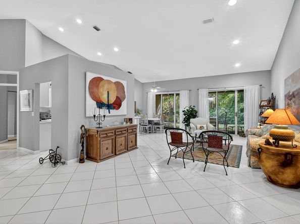 4521 Carlton Golf Drive, Lake Worth FL 33449