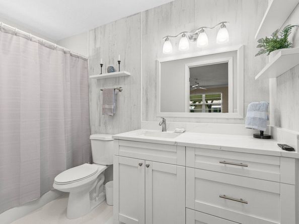 1012 Circle Terrace E A, Delray Beach FL 33445