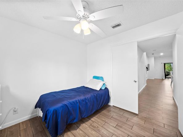6825 Bridlewood Court, Boca Raton FL 33433