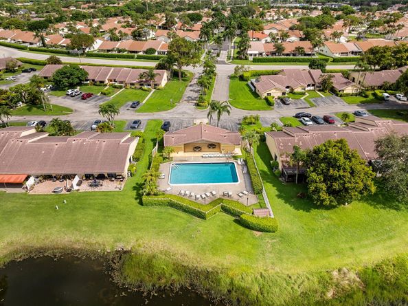 6825 Bridlewood Court, Boca Raton FL 33433