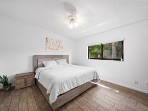 6825 Bridlewood Court, Boca Raton FL 33433