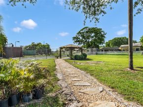 7601 NW 82nd Terrace, Parkland FL 33067