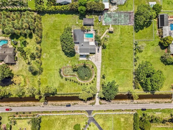7601 NW 82nd Terrace, Parkland FL 33067