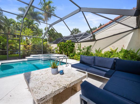 2252 Las Casitas Drive, Wellington FL 33414