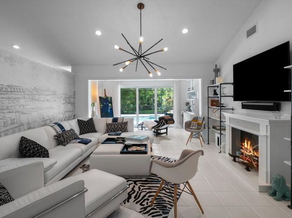 2252 Las Casitas Drive, Wellington FL 33414